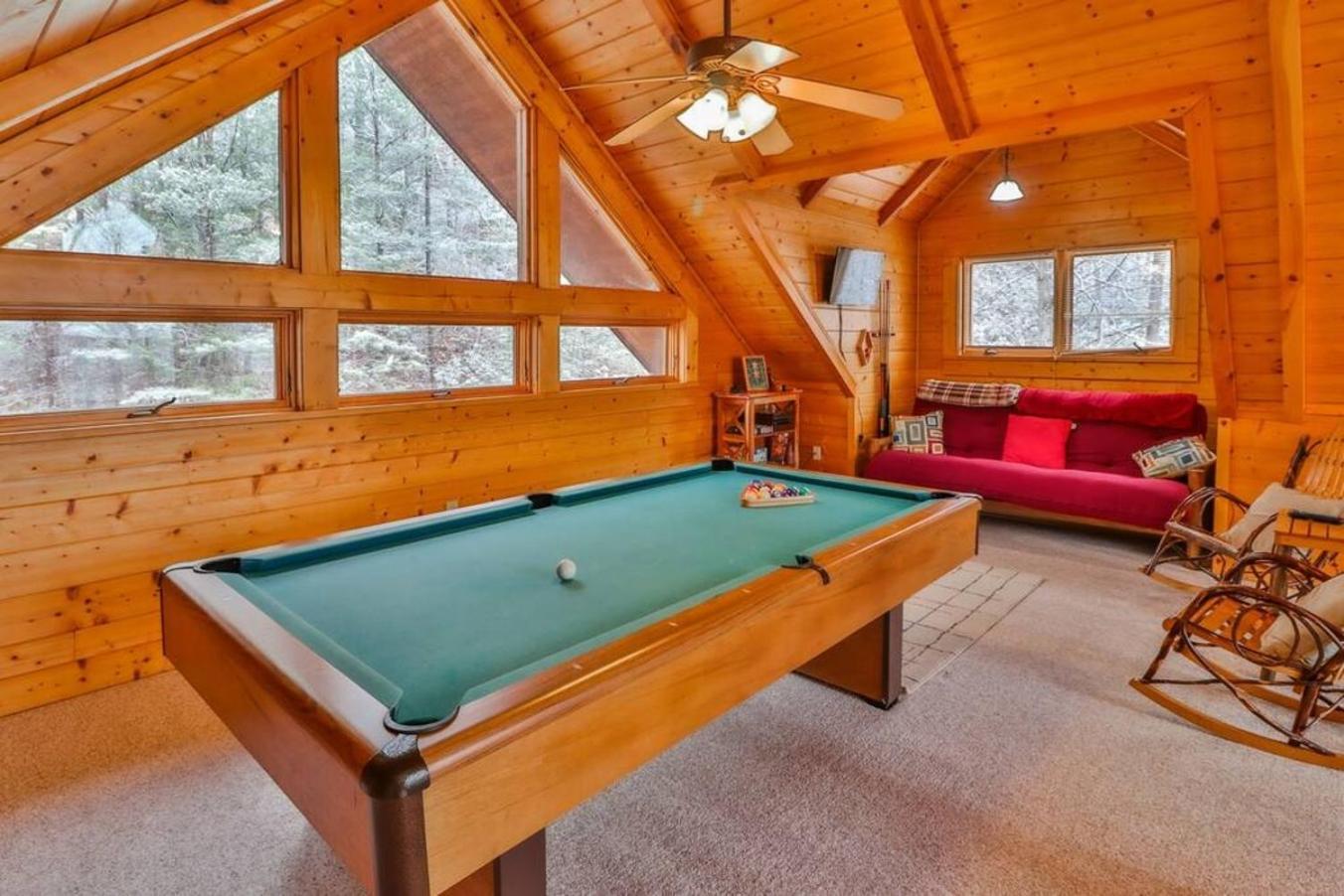 Romantic, Honeymoon Cabin In The Smokies! Gatlinburg Eksteriør bilde