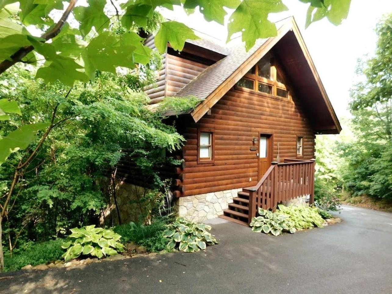 Romantic, Honeymoon Cabin In The Smokies! Gatlinburg Eksteriør bilde